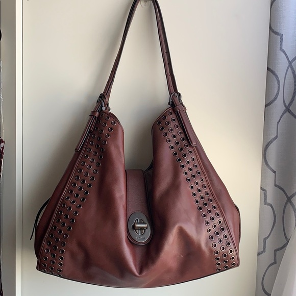 Coach Handbags - 🌺COACH Authentic Madison Grommet Carlyle Hobo Bag